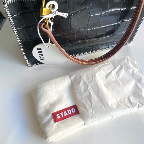 *SOLD* STAUD Gemma Shoulder Bag in Black and Brown Croc - Picture 8 of 12